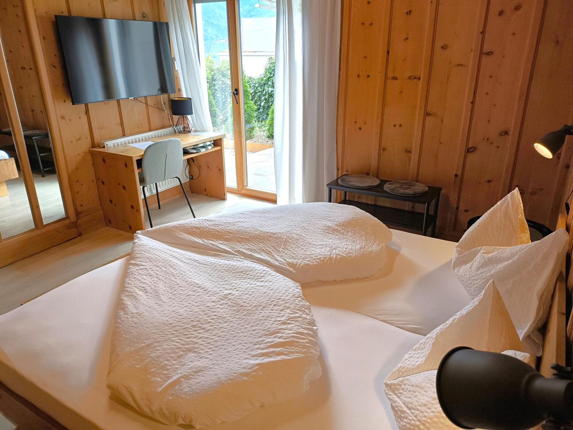 Schenna Garni Eden Bed & Breakfast Luaran gambar