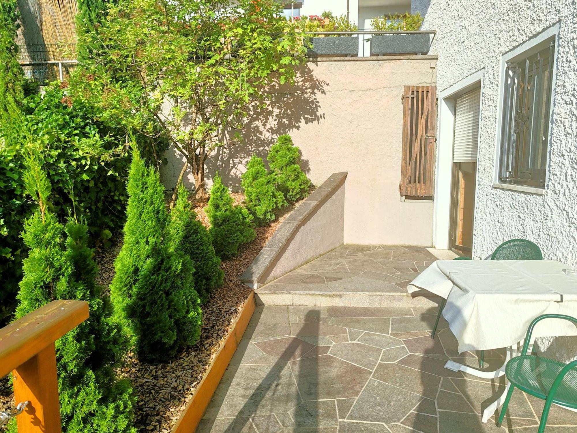 Schenna Garni Eden Bed & Breakfast Luaran gambar