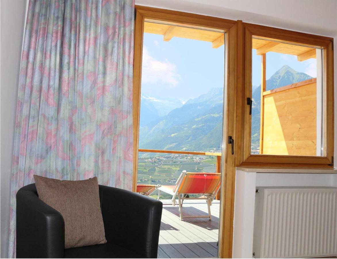 Schenna Garni Eden Bed & Breakfast Luaran gambar