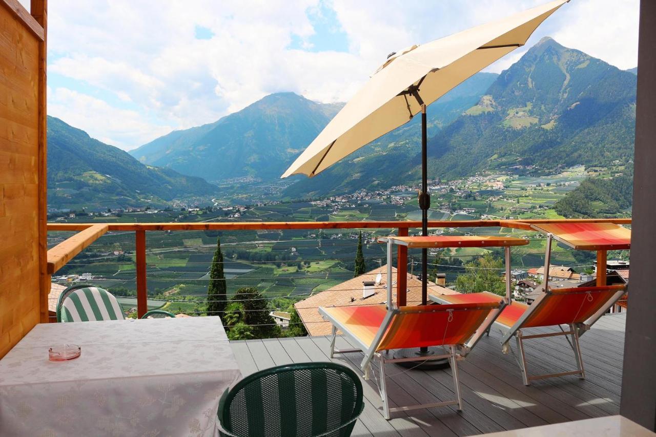 Schenna Garni Eden Bed & Breakfast Luaran gambar